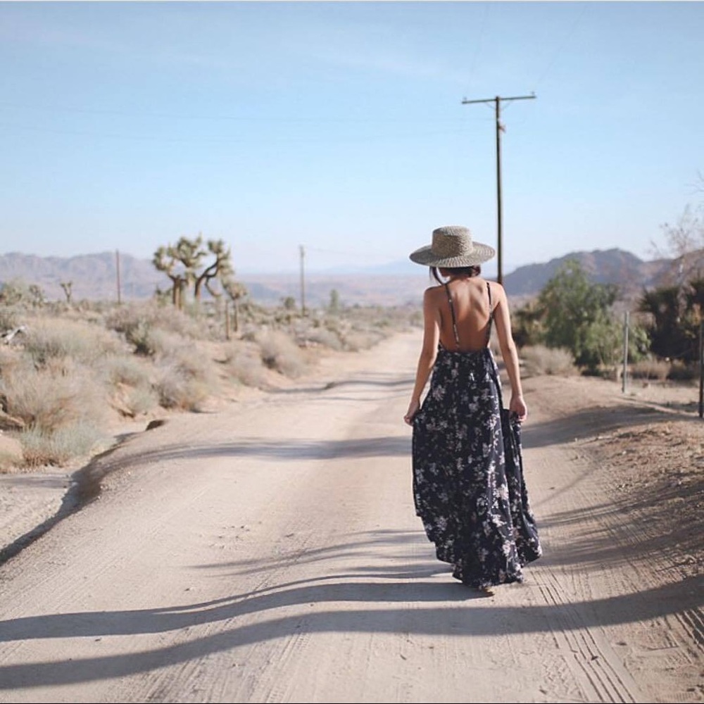 Floral Maxi Dress - Picture 7 of 7